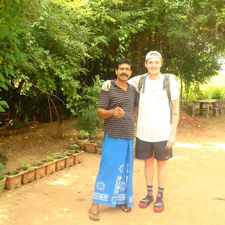 Homestay Camping アヌラーダプラ エクステリア 写真